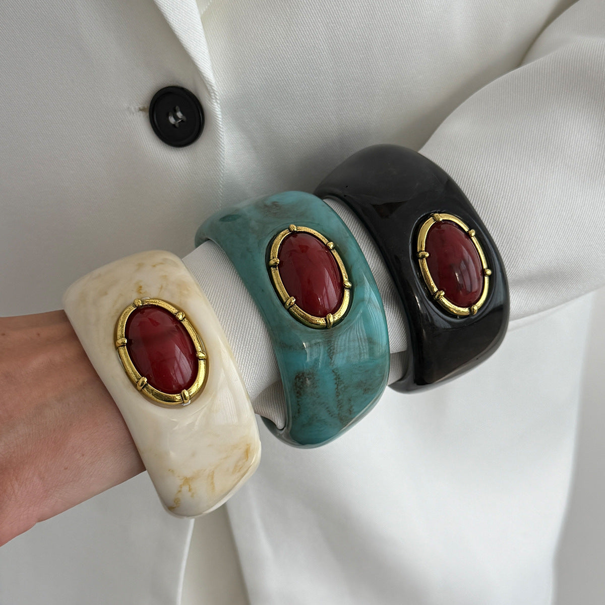 European Western Style Resin Dyed Bracelet For Women