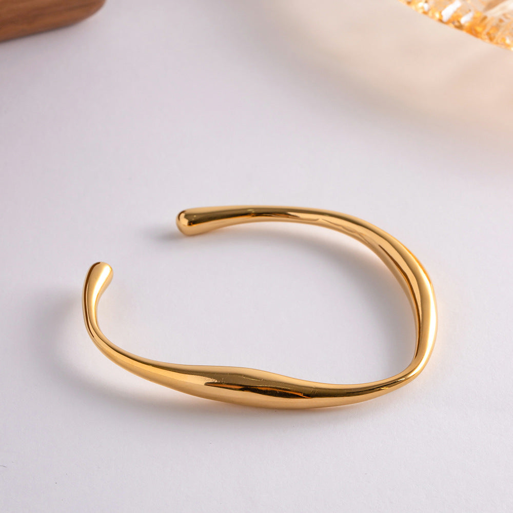 Women’s Gold Plated Stainless Steel Curved Bracelet