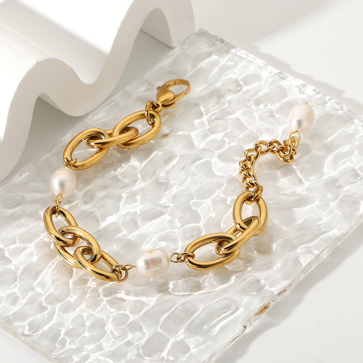 Gold Plated Stainless Steel Pearl 12mm Oval Bracelet