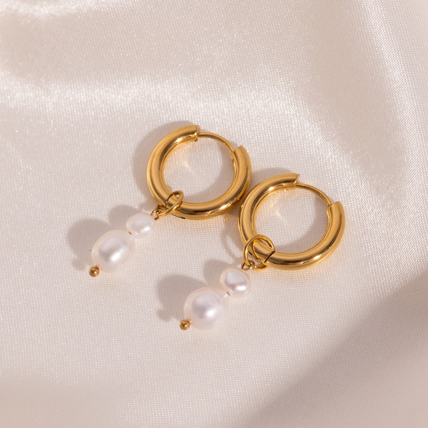 Stylish 18K Gold Stainless Steel Pearl Pendant Earrings
